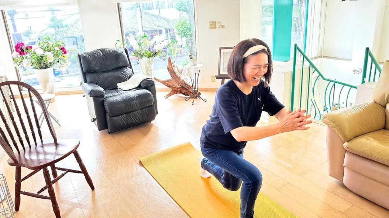K-styleでトレーニングする女性
